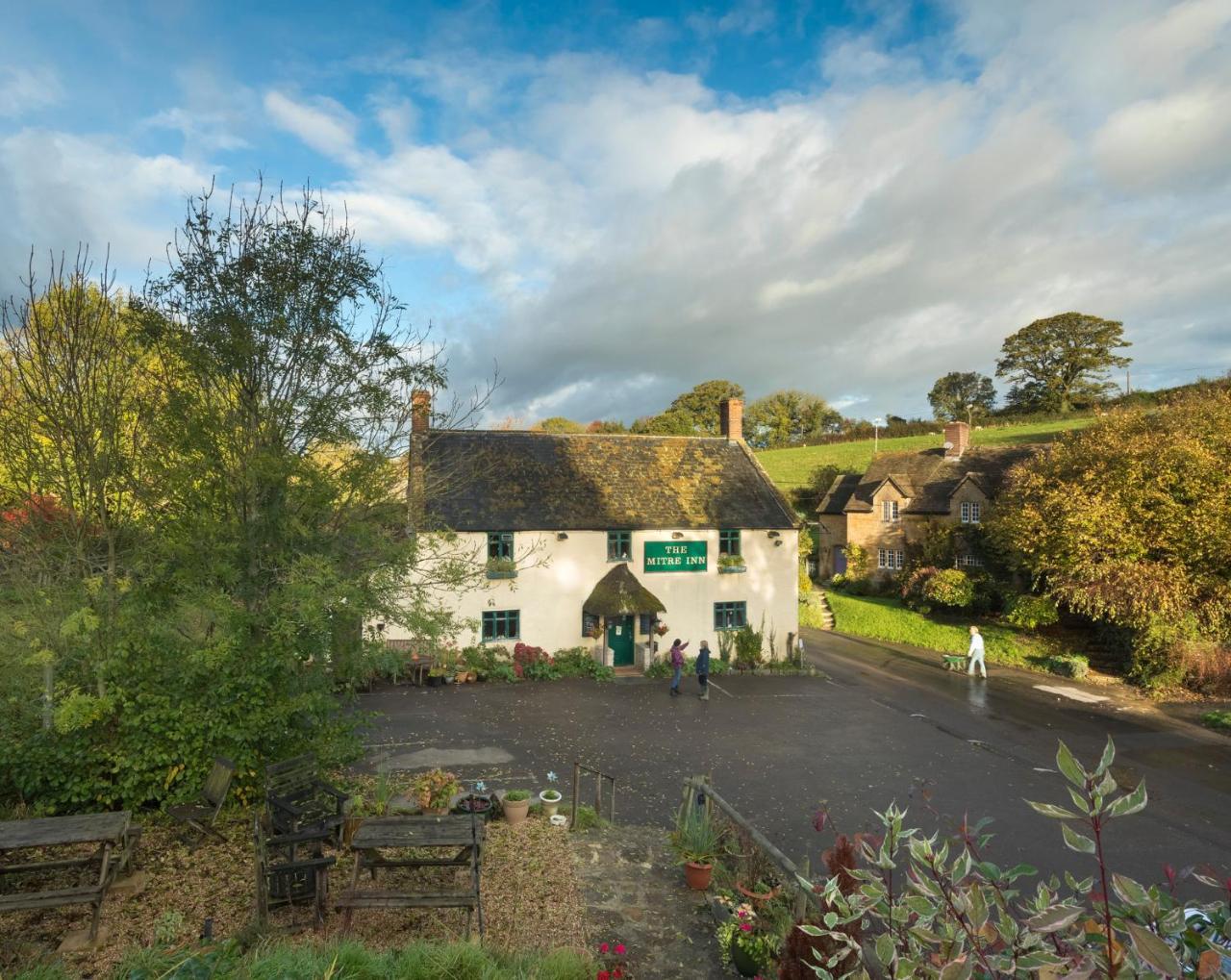 The Mitre Inn Sherborne  Esterno foto